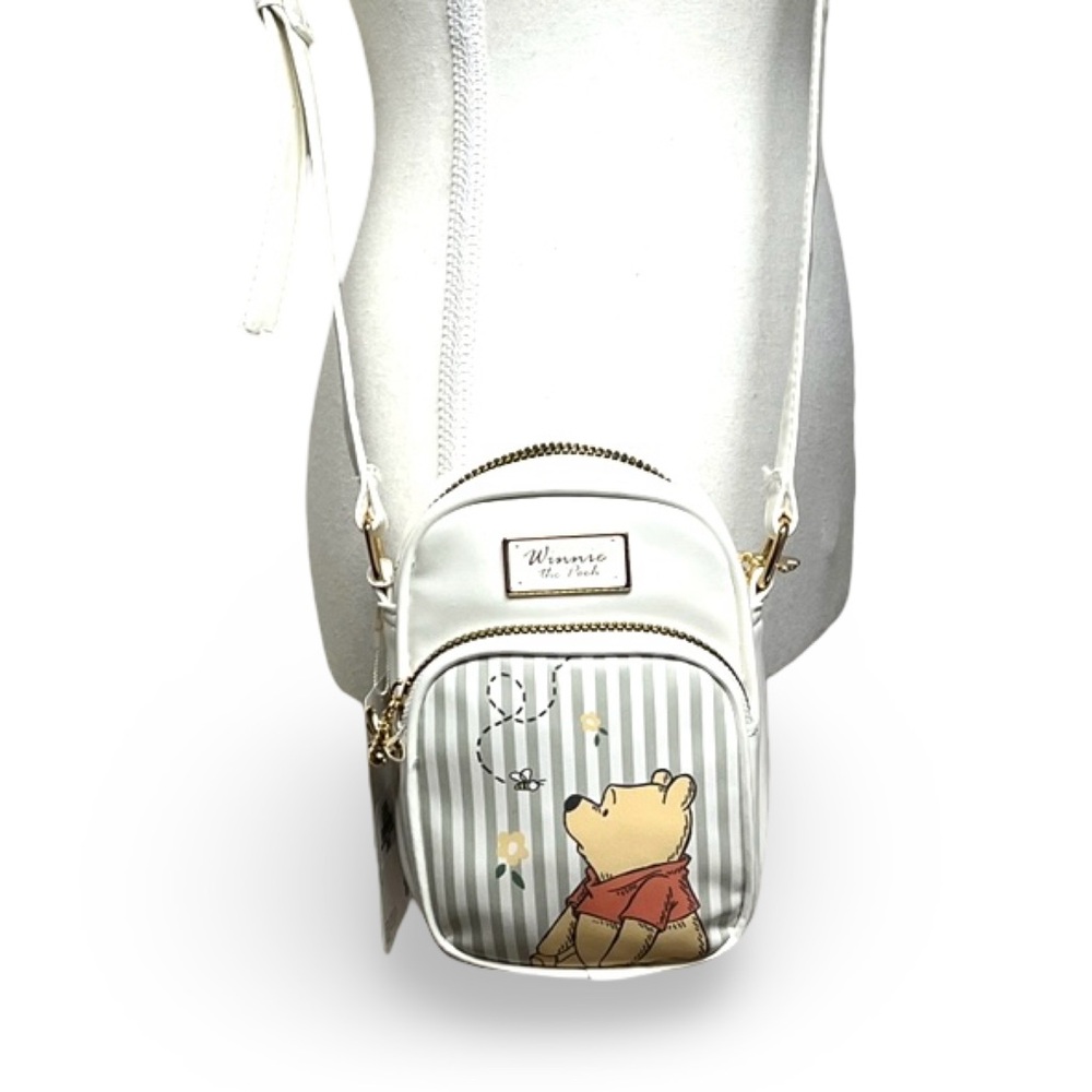 Disney Winnie the Pooh, NWT, Crossbody Bag, faux leather, cream/green, so soft